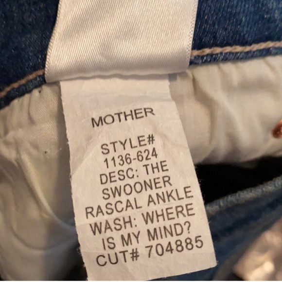 Mother - The Swooner Rascal Ankle Jeans - Picture 10 of 11